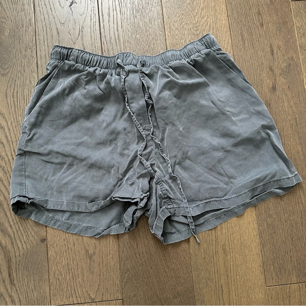 GAP Women's Athletic Gray Shorts